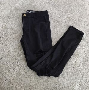 American Eagle Black Distressed Jeggings
